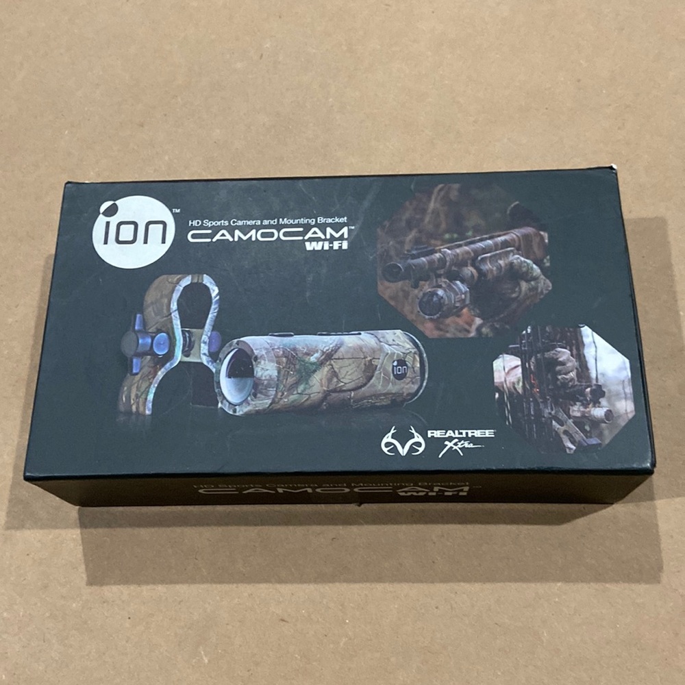 HD SPORTS CAM AND MOUNTING BRACKET